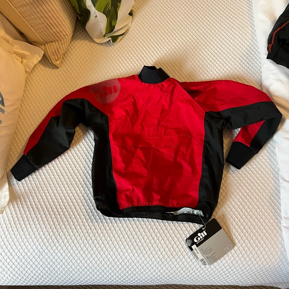 Gill Sailing Junior Small Dinghy Top (red and black)